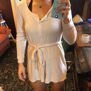 American Eagle Outfitters Cream Long-Sleeve Romper